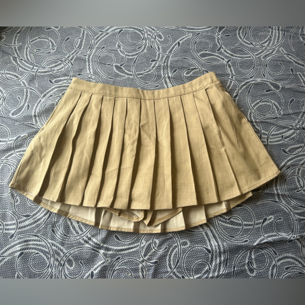 Pleated Beige Women's Skort - Classic A-Line Style